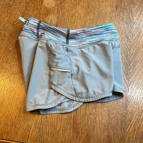 Athleta Girl Lined Shorts with Side and Back Waistband Pockets Size XS - Picture 7 of 9